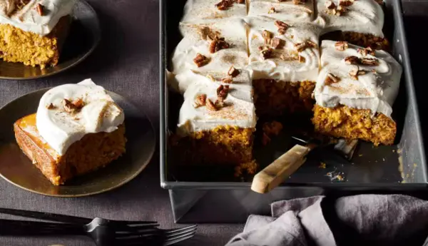 Pumpkin Poke Cake